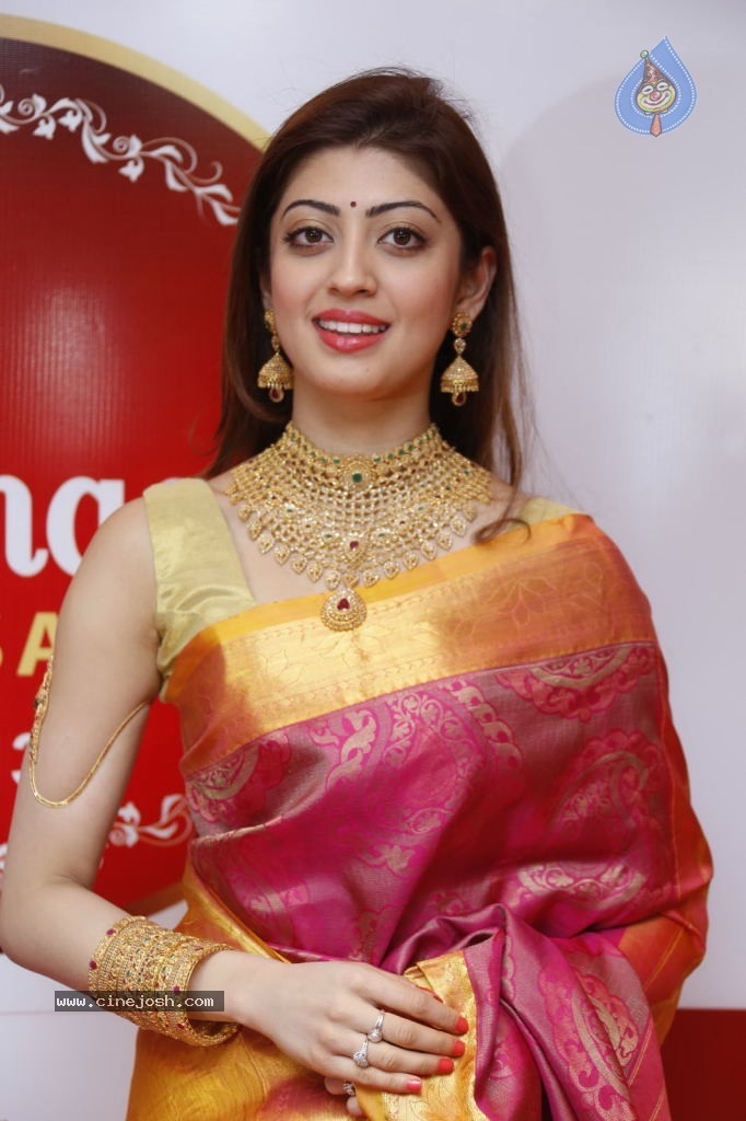 Pranitha Latest Pics - 11 / 82 photos