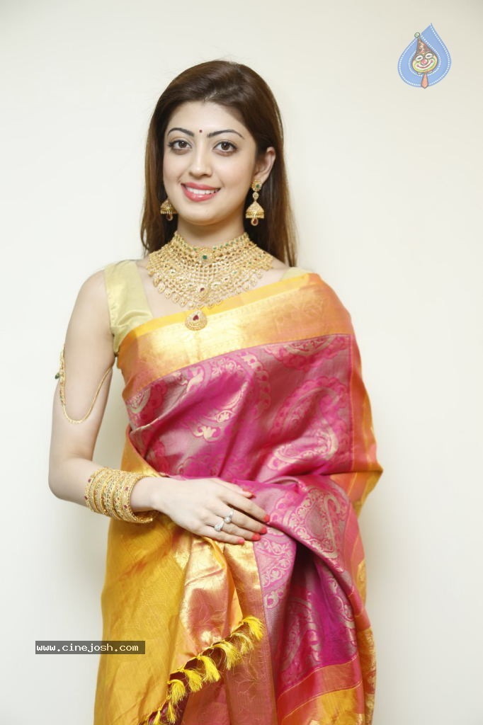 Pranitha Latest Pics - 26 / 82 photos