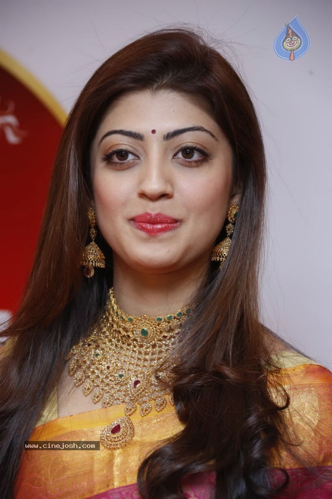 Pranitha Latest Pics - 32 / 82 photos