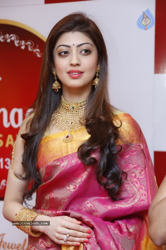 Pranitha Latest Pics - 71 / 82 photos