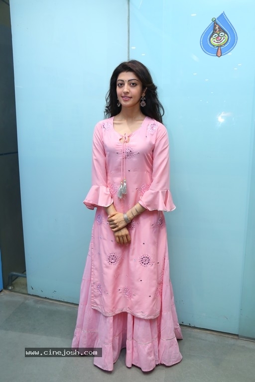 Pranitha Subhash Gallery - 1 / 10 photos