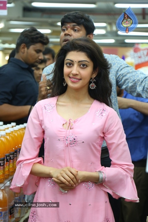 Pranitha Subhash Gallery - 9 / 10 photos