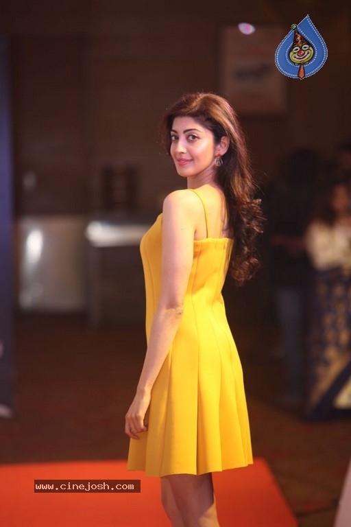 Pranitha Subhash Images - 13 / 40 photos