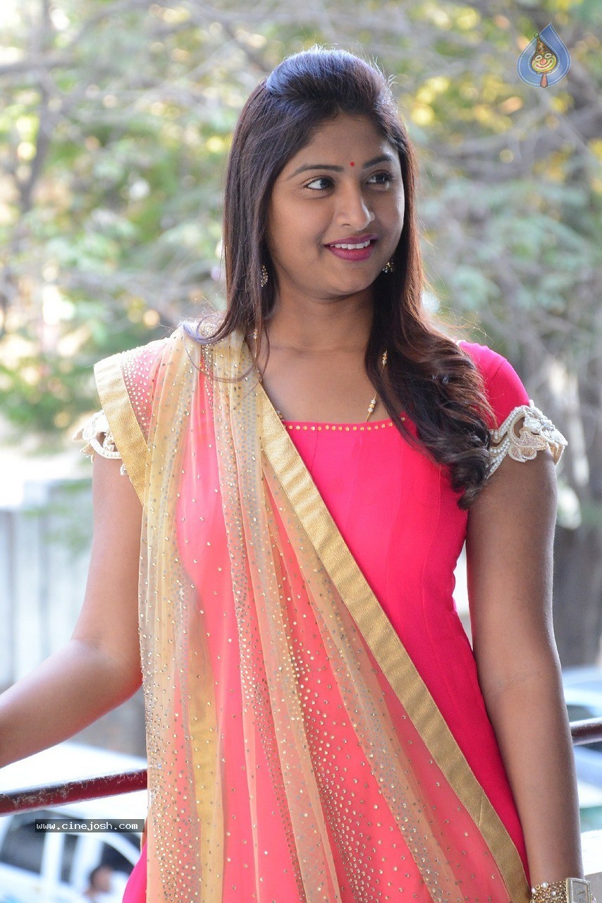 Praveena New Stills - 41 / 41 photos