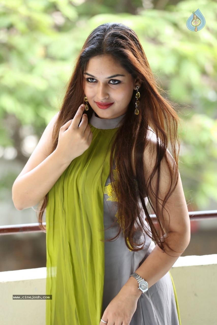 Prayaga Martin Stills - 37 / 54 photos