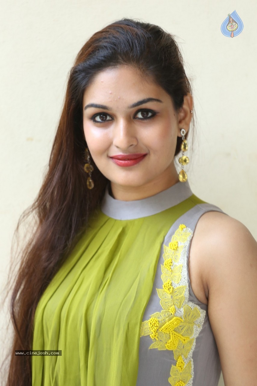 Prayaga Martin Stills - 41 / 54 photos