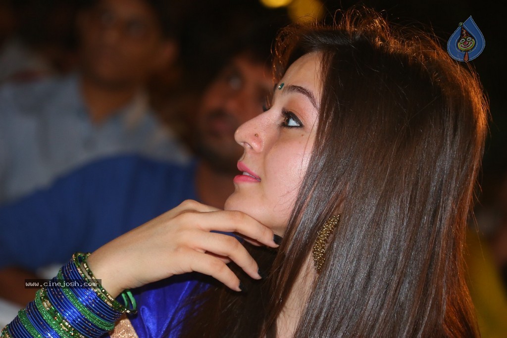 Priyal Gor Stills - 50 / 91 photos