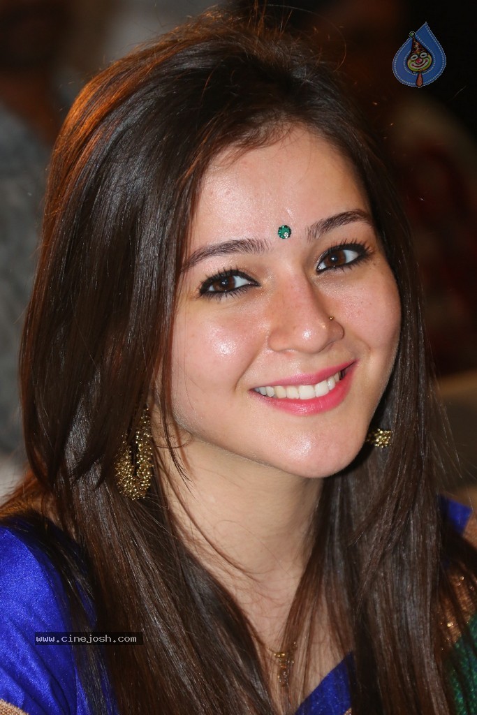 Priyal Gor Stills - 57 / 91 photos