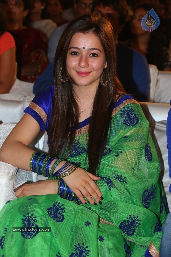 Priyal Gor Stills - 60 / 91 photos