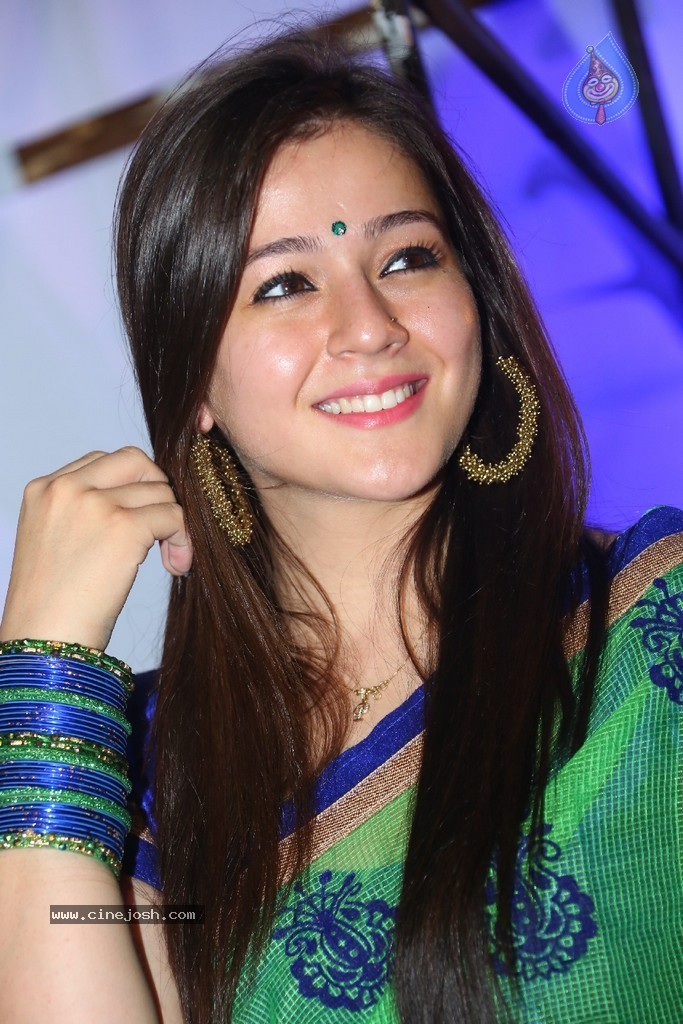 Priyal Gor Stills - 66 / 91 photos