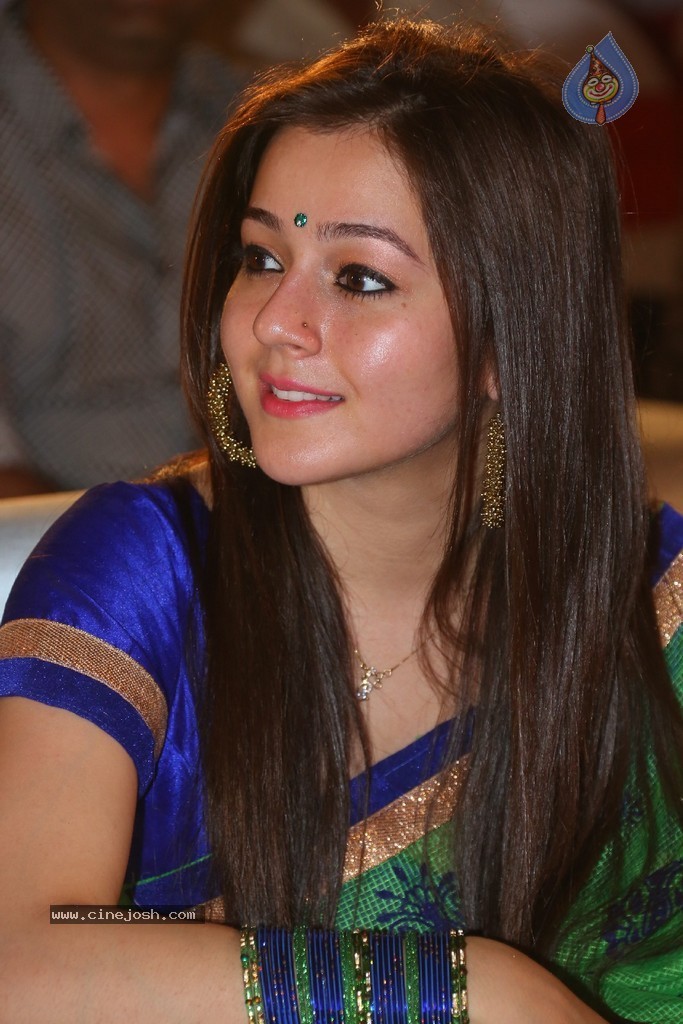 Priyal Gor Stills - 76 / 91 photos