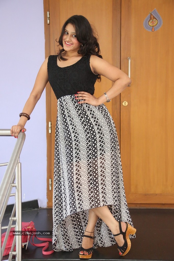 Priya Latest Pics - 122 / 149 photos