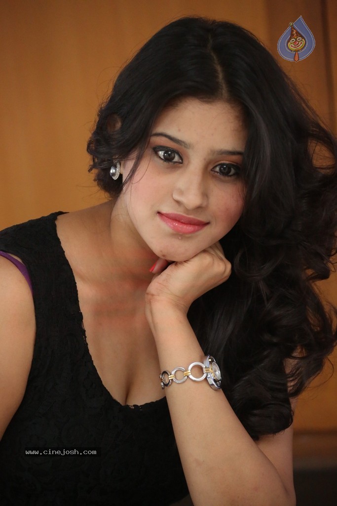 Priya Latest Pics - 139 / 149 photos