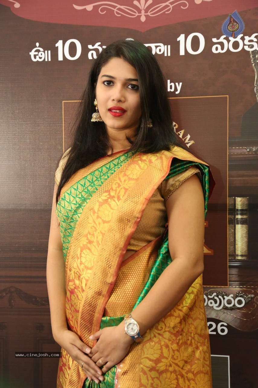 Priya New Photos - 15 / 62 photos