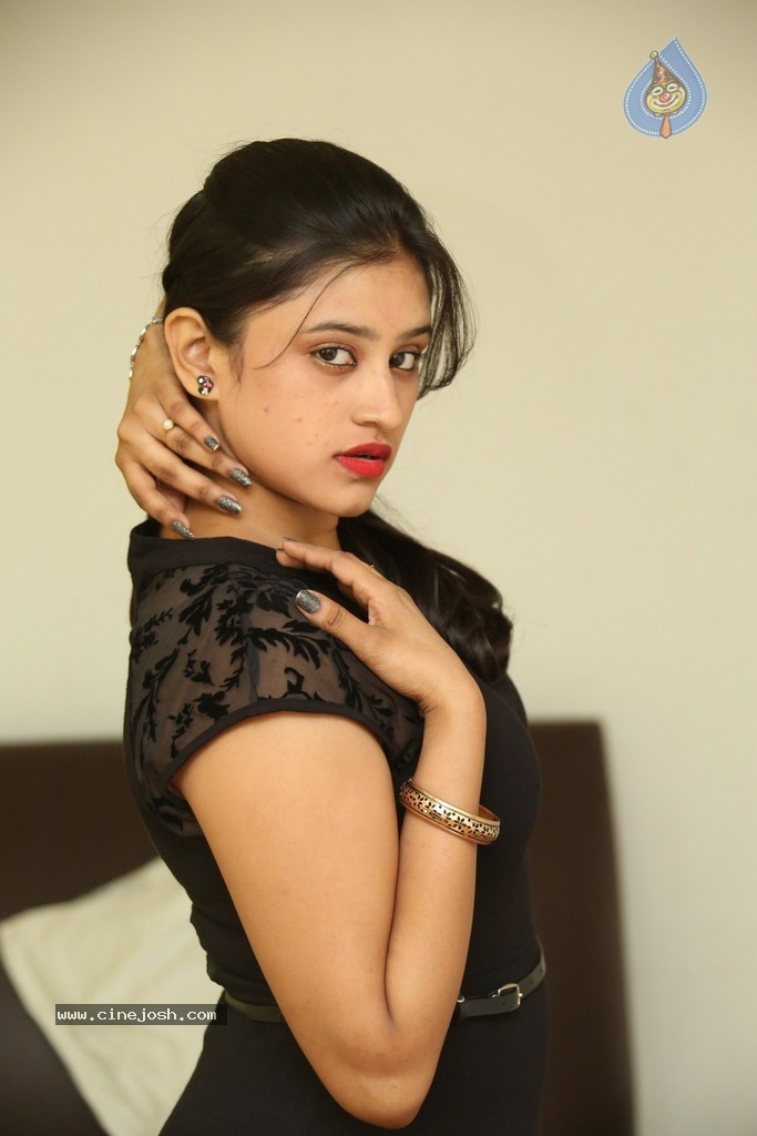 Priya New Photos - 37 / 103 photos