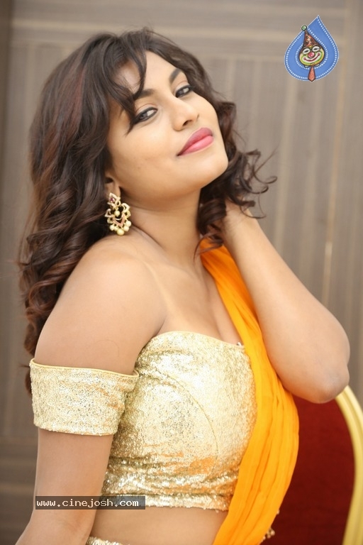 Priya New Photos - 4 / 27 photos