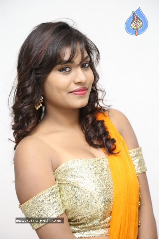 Priya New Photos - 15 / 27 photos