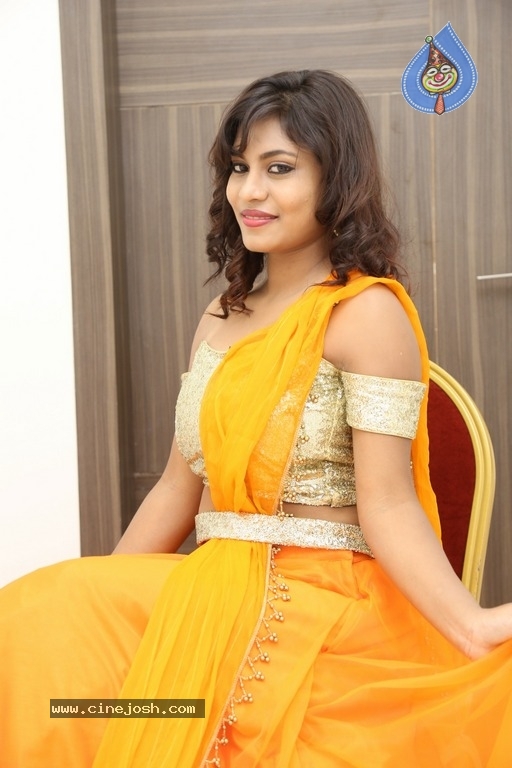 Priya New Photos - 19 / 27 photos