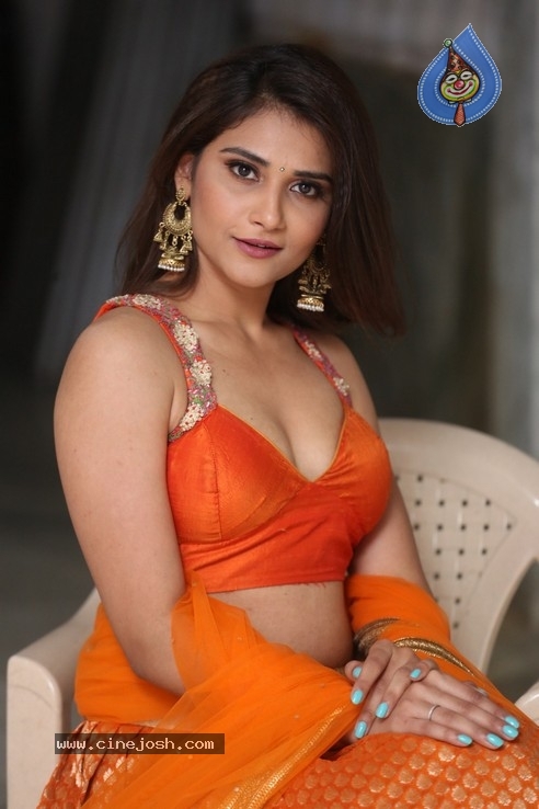 Priya Singh Stills - 39 / 41 photos