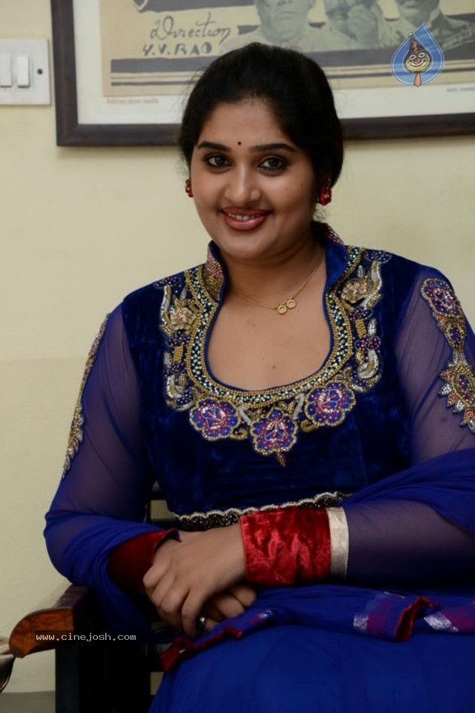 Priya Stills - 2 / 62 photos