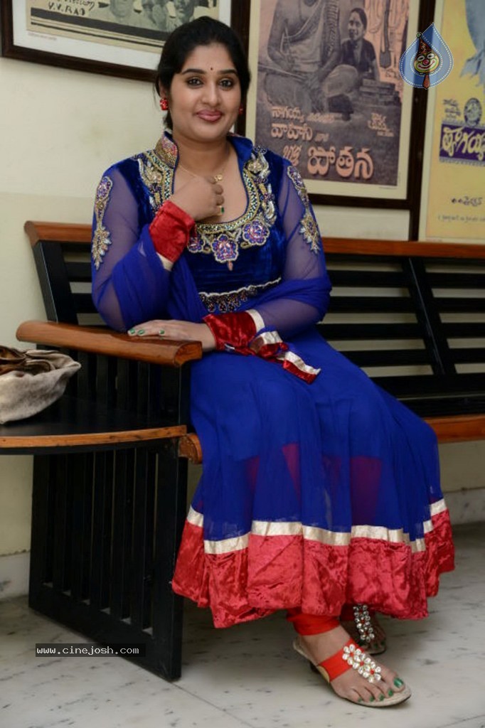 Priya Stills - 43 / 62 photos