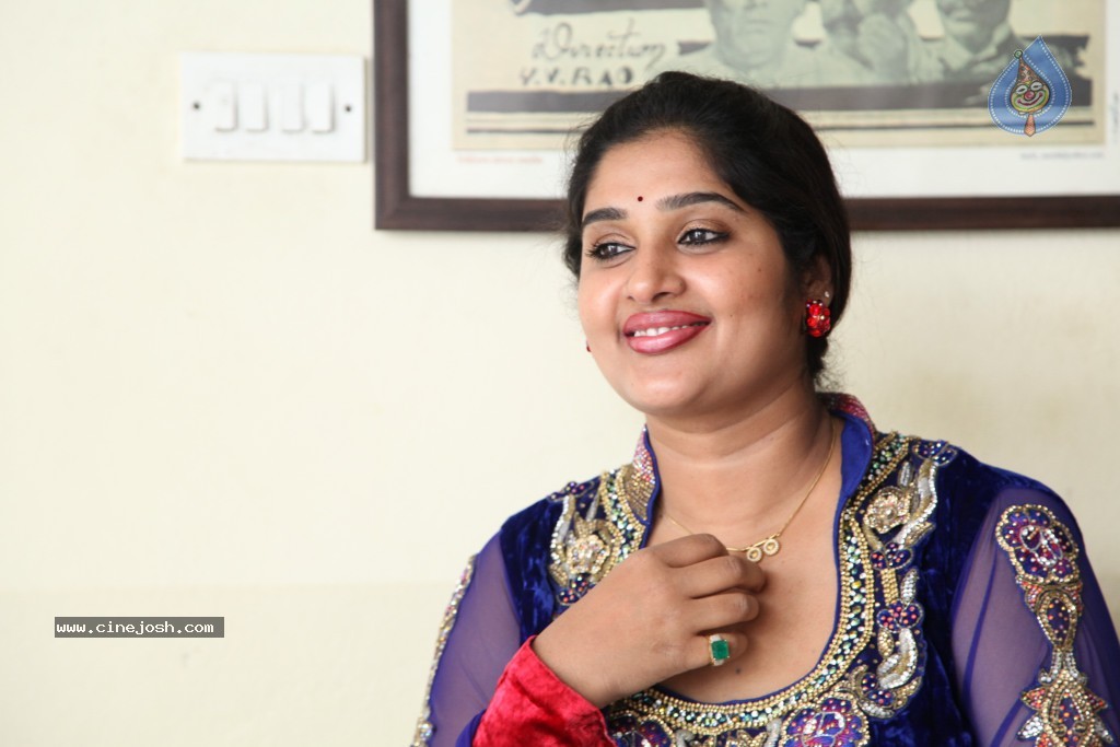 Priya Stills - 49 / 62 photos