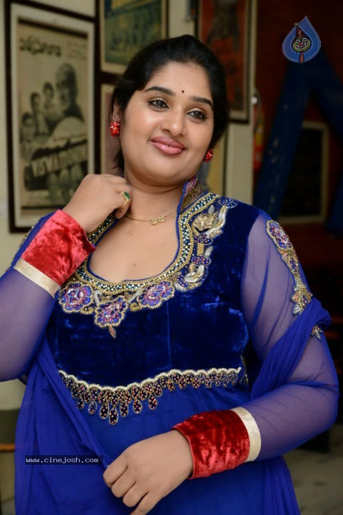 Priya Stills - 55 / 62 photos