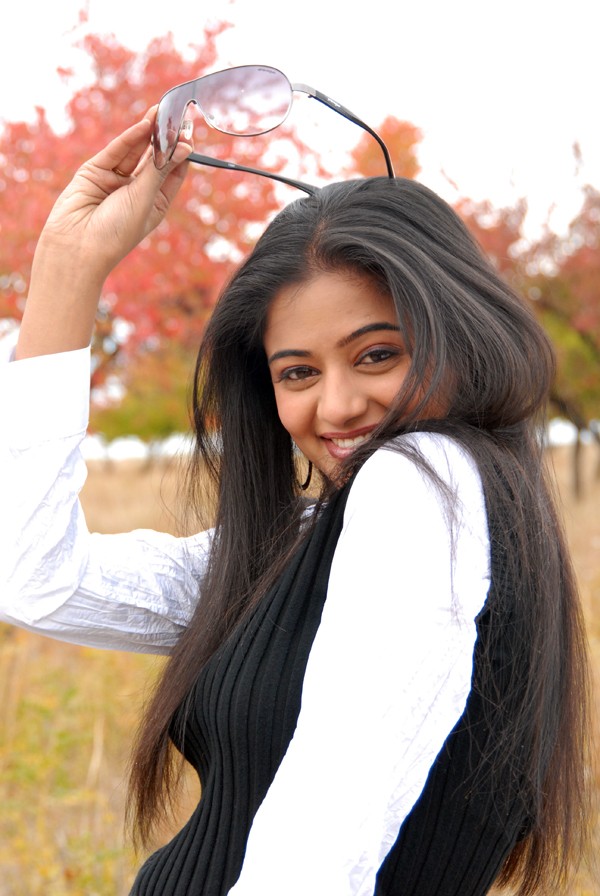 Priyamani - 4 / 154 photos