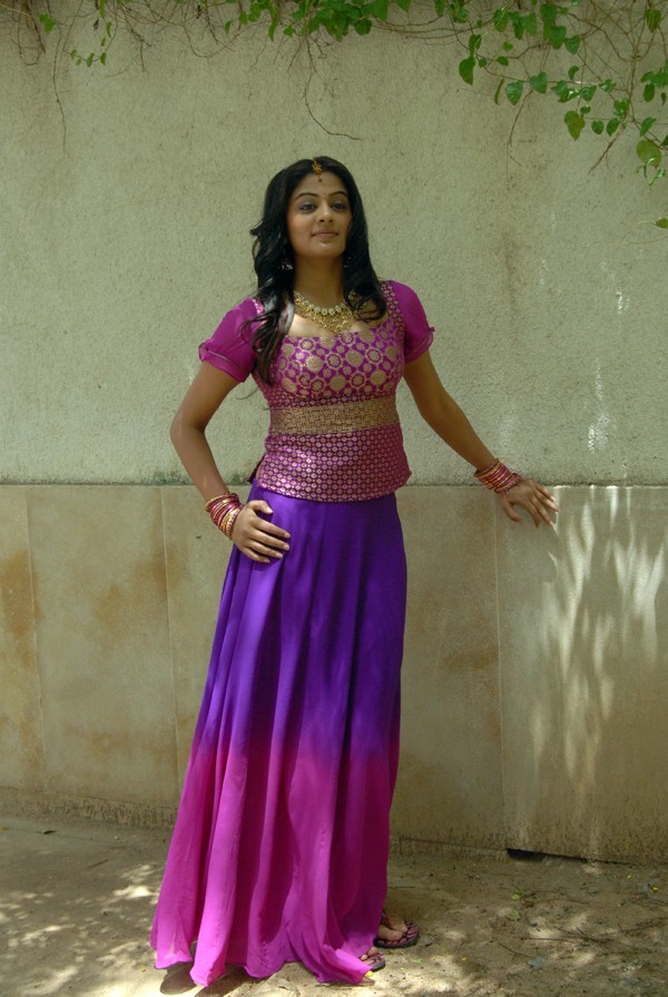 Priyamani - 13 / 154 photos