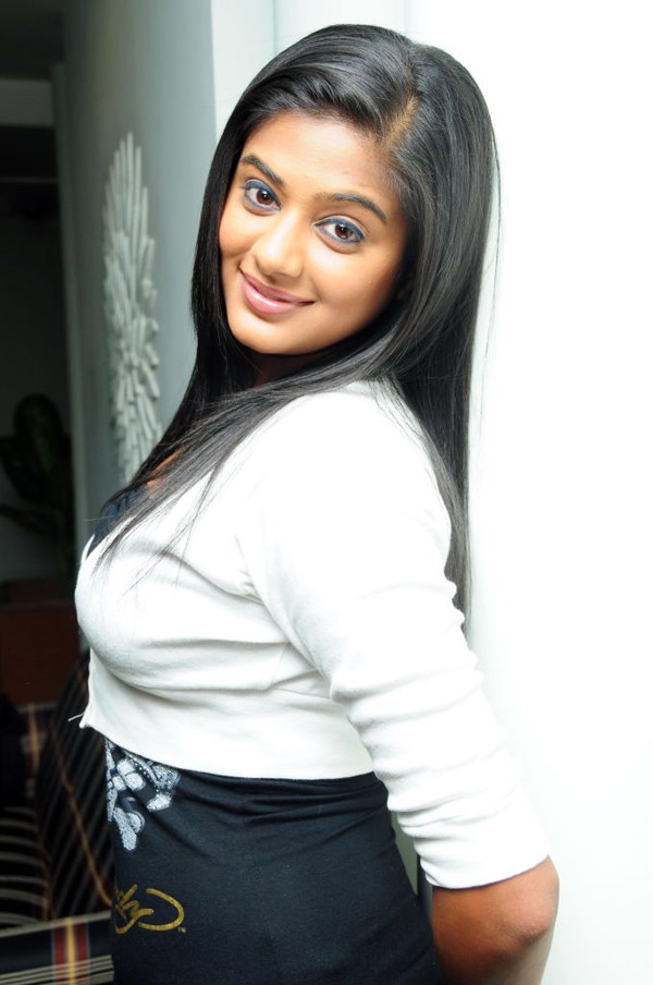 Priyamani - 59 / 154 photos