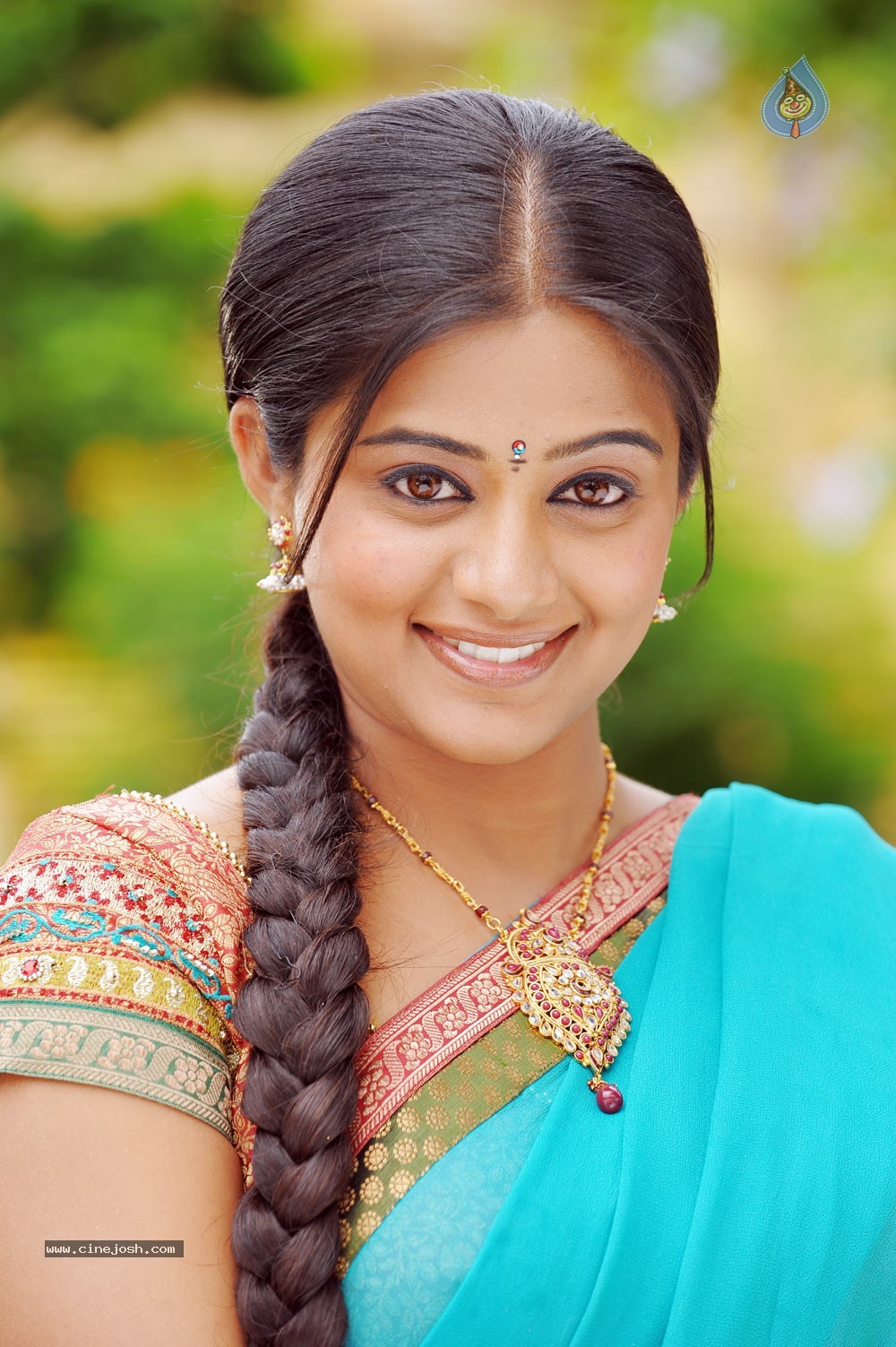 Priyamani Gallery - 24 / 27 photos