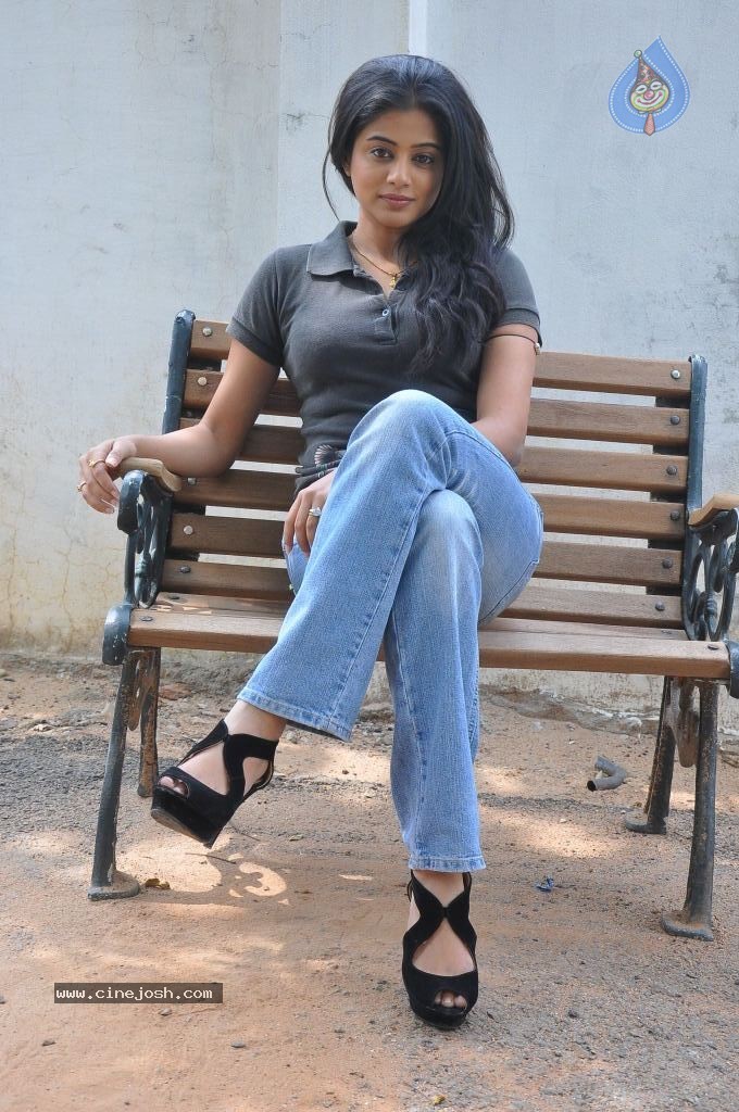 Priyamani Latest Stills - 73 / 89 photos