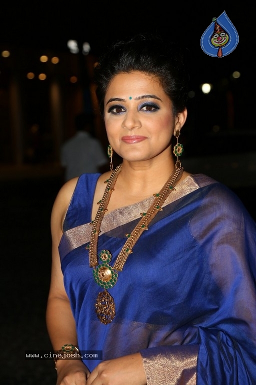 Priyamani New Images - 9 / 13 photos