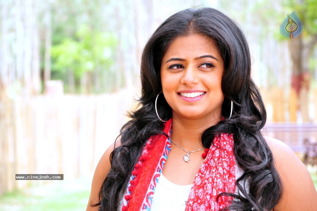 Priyamani New Photos - 24 / 55 photos