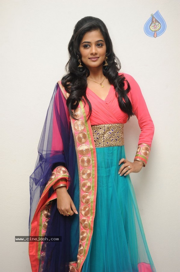 Priyamani New Photos - 48 / 81 photos