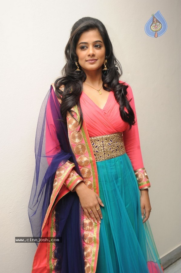 Priyamani New Photos - 53 / 81 photos