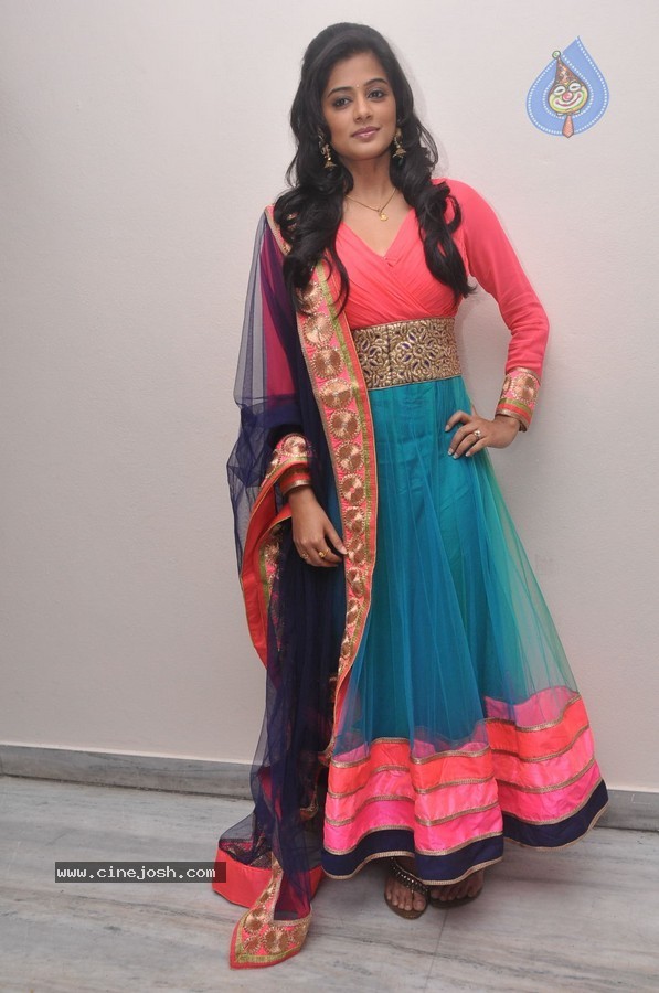 Priyamani New Photos - 58 / 81 photos