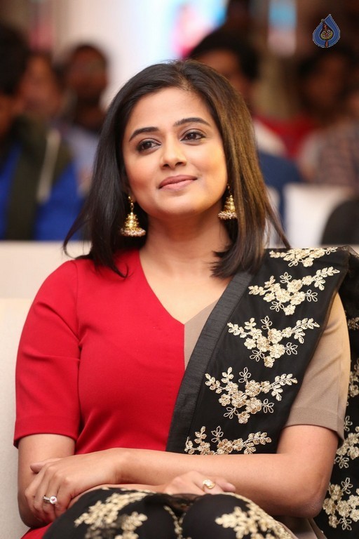 Priyamani New Photos - 24 / 24 photos