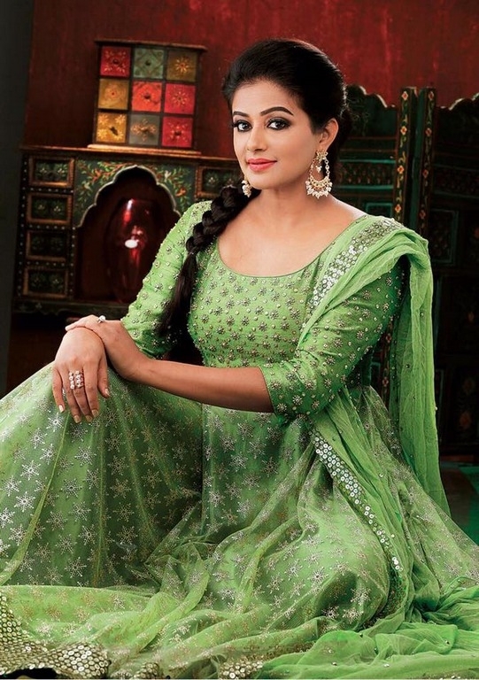 Priyamani New Pics - 1 / 3 photos