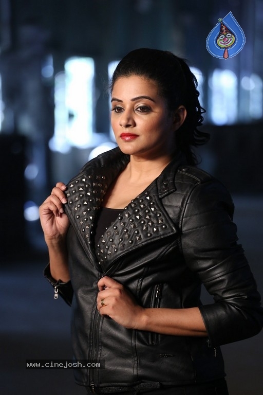 Priyamani Photos - 1 / 20 photos