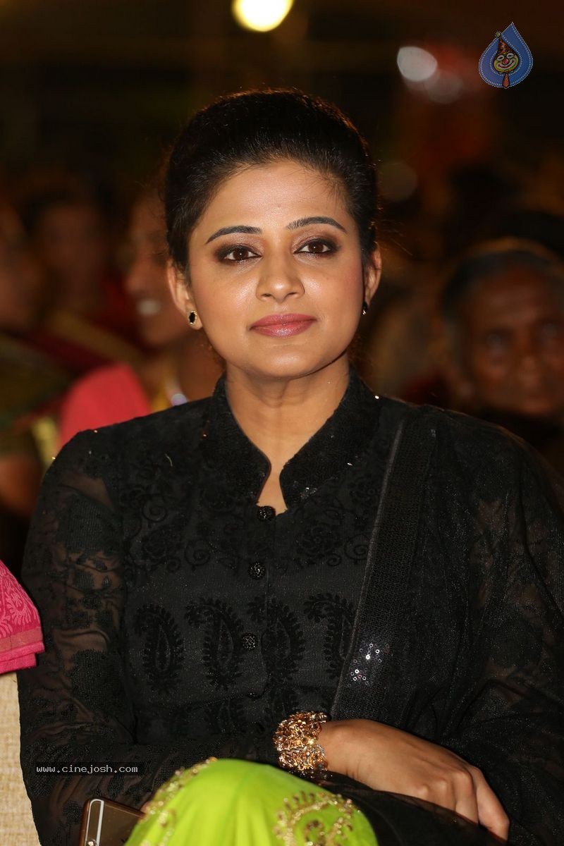 Priyamani Photos - 46 / 74 photos