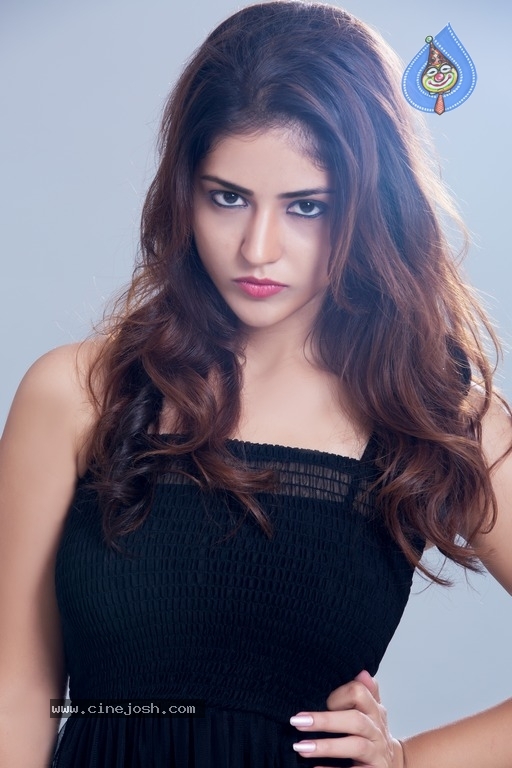 Priyanka Jawalkar Photoshoot - 22 / 24 photos