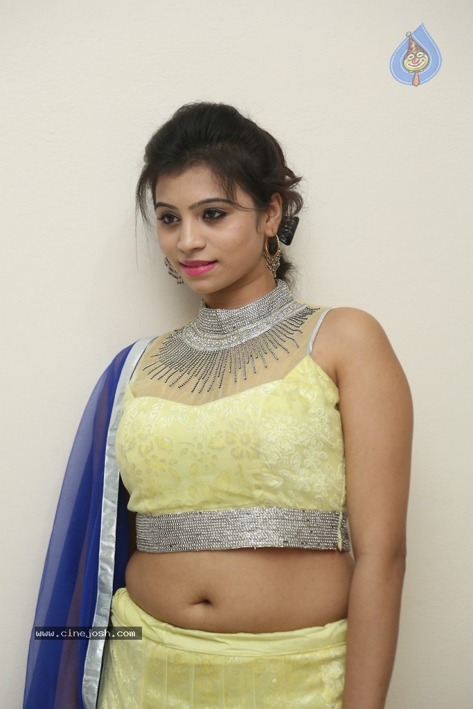 Priyanka Latest Images - 67 / 138 photos