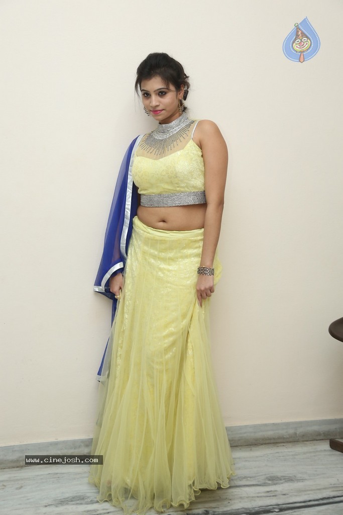 Priyanka Latest Images - 88 / 138 photos