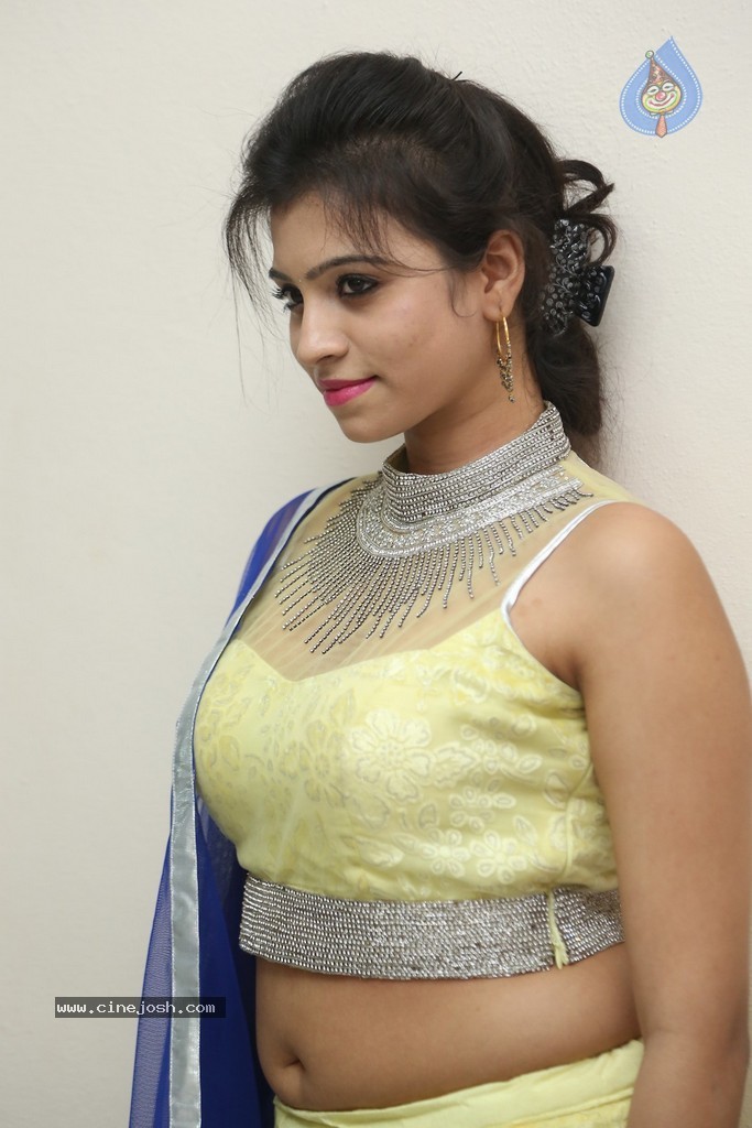 Priyanka Latest Images - 104 / 138 photos