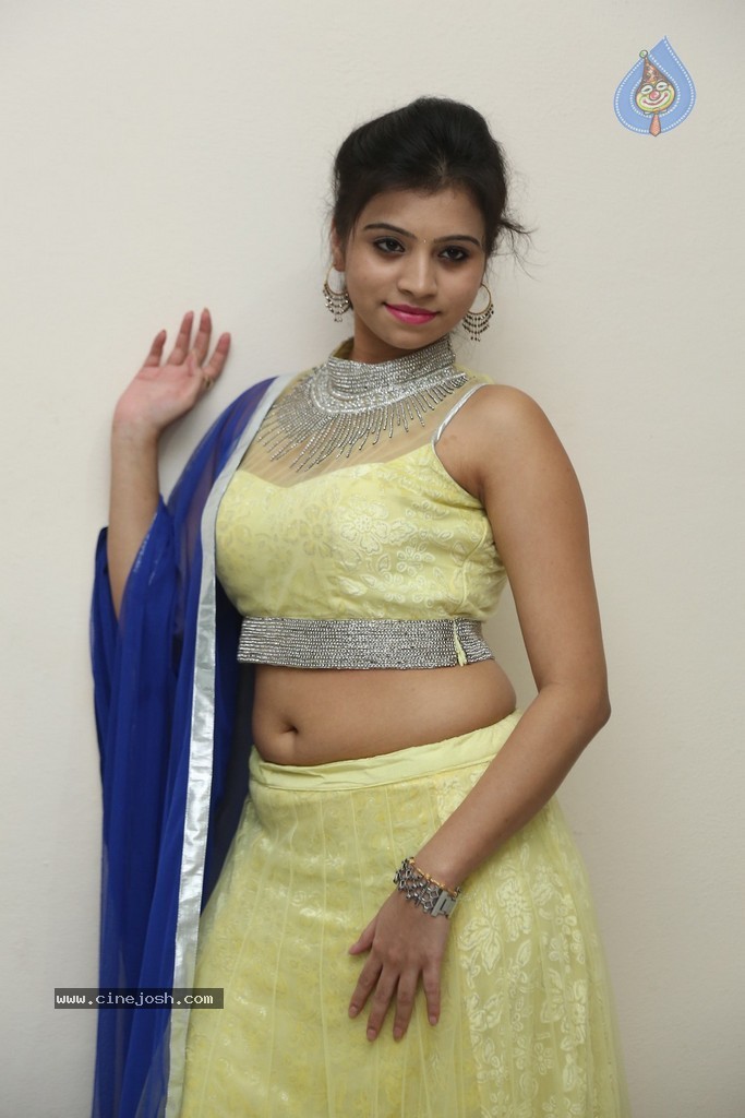 Priyanka Latest Images - 129 / 138 photos