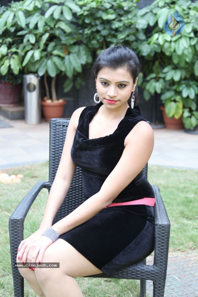 Priyanka New Gallery - 98 / 132 photos