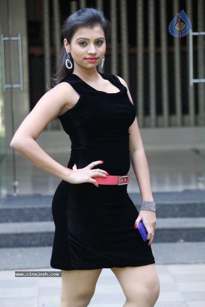 Priyanka New Gallery - 99 / 132 photos