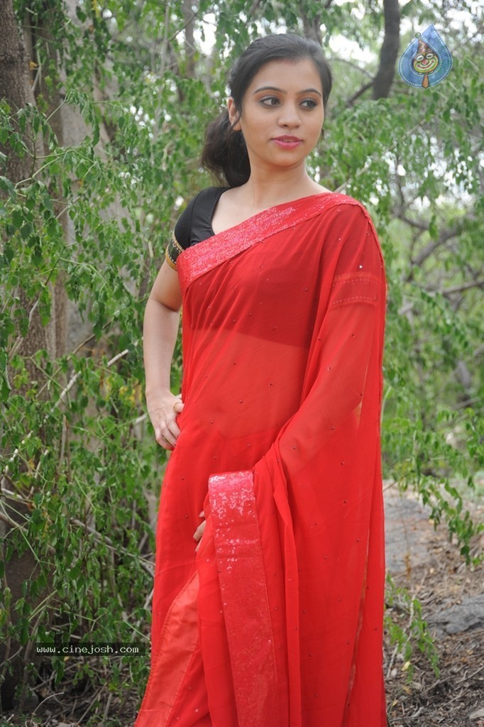 Priyanka New Pics - 45 / 59 photos