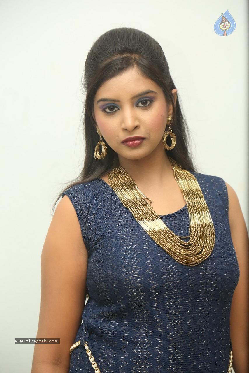 Purni Latest Stills - 39 / 94 photos